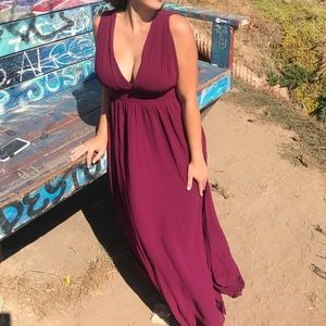 Lulu’s long burgundy dress